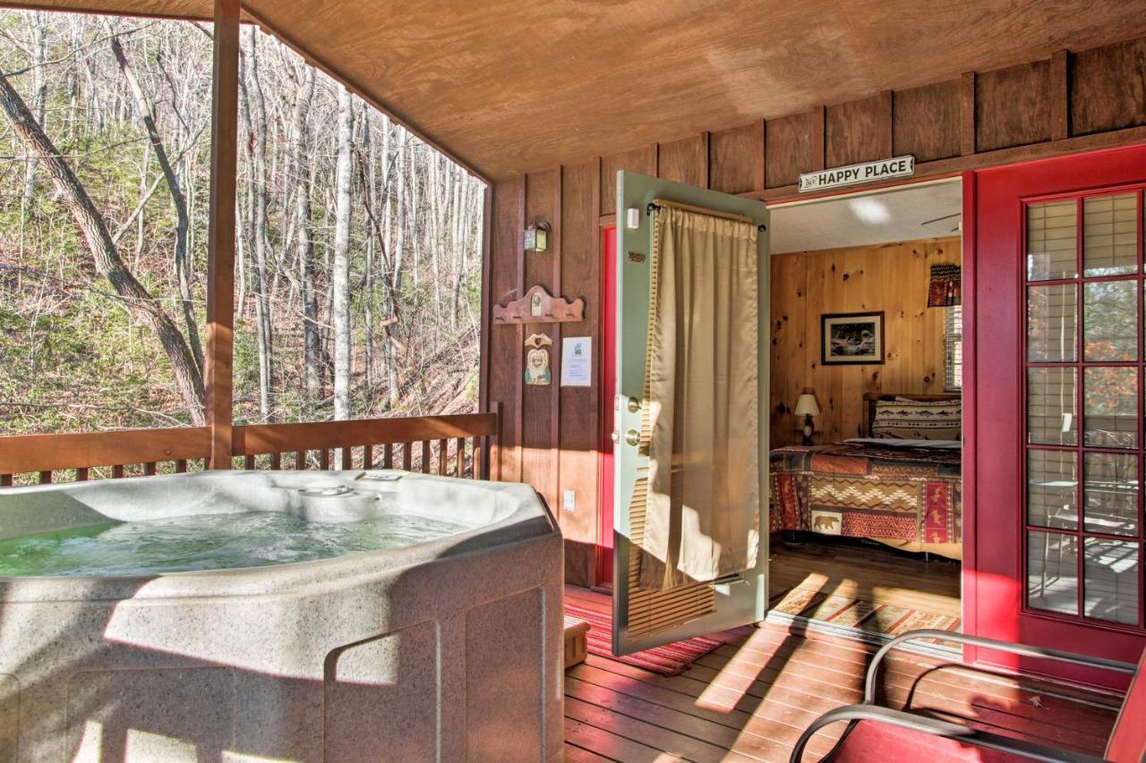 Private Pet Friendly With Hot Tub! *